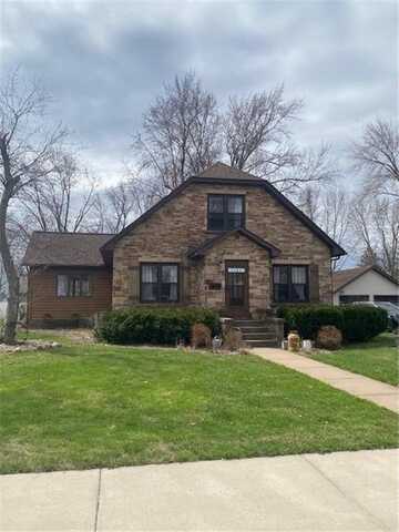 1121 Water Street, Chippewa Falls, WI 54729