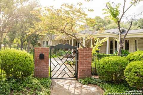 140 fair oaks, Alamo Heights, TX 78209