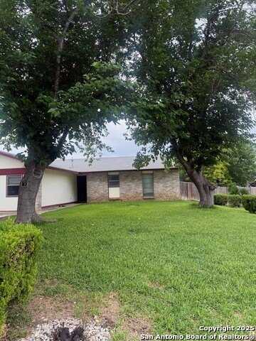 1074 Honeytree St, San Antonio, TX 78245