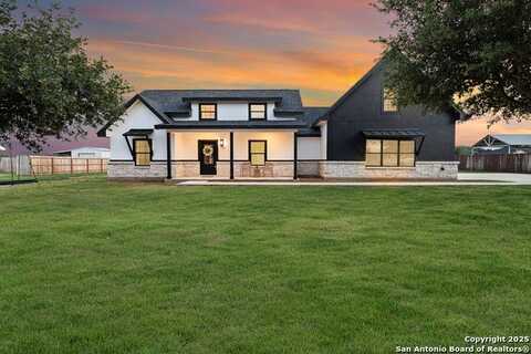 140 W Tree Farm, Lytle, TX 78052