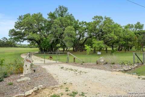 1596 White River, Canyon Lake, TX 78133