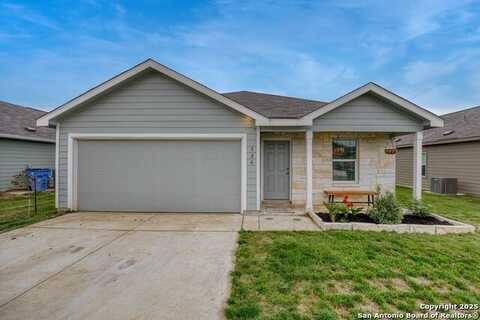 324 Alta Vista Ter, Seguin, TX 78155