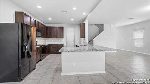 7350 Braes Corner, San Antonio, TX 78244