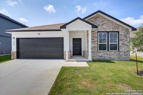 309 Jills Path, Seguin, TX 78155
