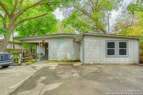 130 Lee, Seguin, TX 78155