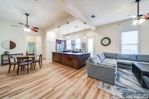 1118 Mason, San Antonio, TX 78208