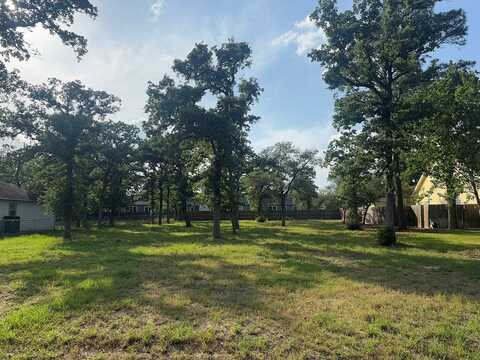 2201 Valentine Road, La Grange, TX 78945