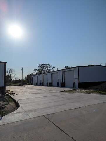 5800 W 3rd St N, Wichita, KS 67212