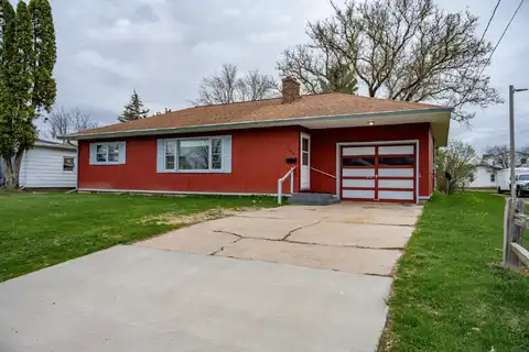 1414 Academy Street, Elroy, WI 53929