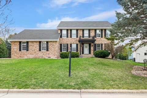 911 Chalfont Drive, Sun Prairie, WI 53590