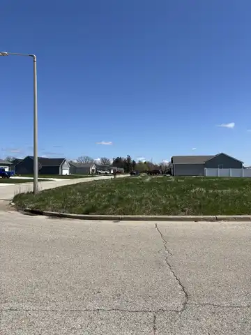 Lot 9 Walworth Prairie, Walworth, WI 53184