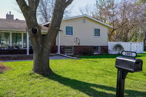 2005 Hollister Avenue, Tomah, WI 54660