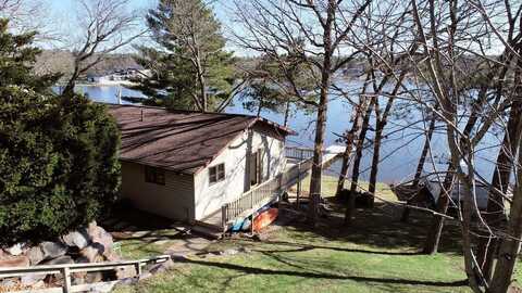 842 E Hiawatha Drive, Wisconsin Dells, WI 53965