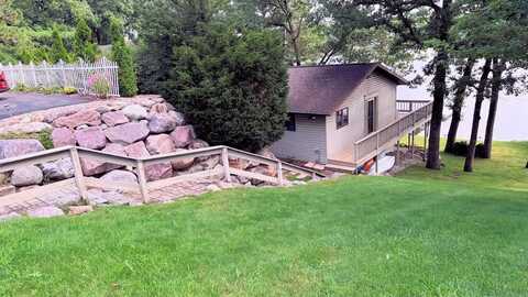 842 E Hiawatha Drive, Wisconsin Dells, WI 53965