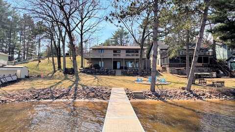 842 E Hiawatha Drive, Wisconsin Dells, WI 53965