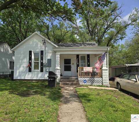 819 E Franklin, Clinton, MO 64735