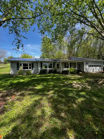 3388 W Harmony Parkway, Connersville, IN 47331