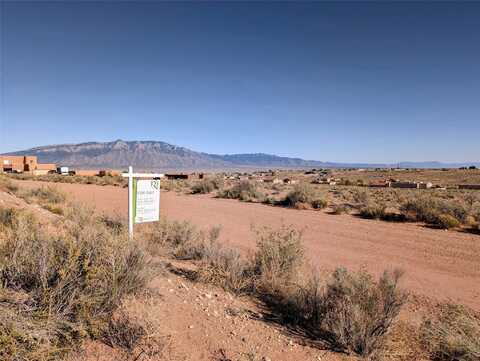4611 25th Avenue NE, Rio Rancho, NM 87144