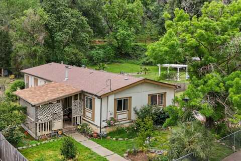 1431 Fair Oaks Drive, Anderson, CA 96007