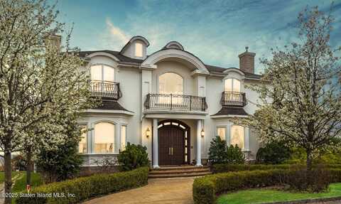 14 Ottavio Promenade, Staten Island, NY 10307