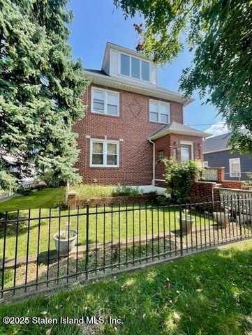 18 Winham Avenue, Staten Island, NY 10306