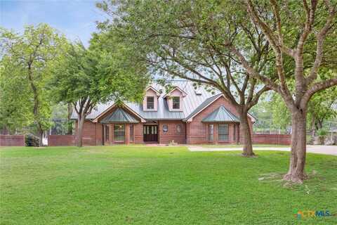 640 Woodlake Drive, McQueeney, TX 78123
