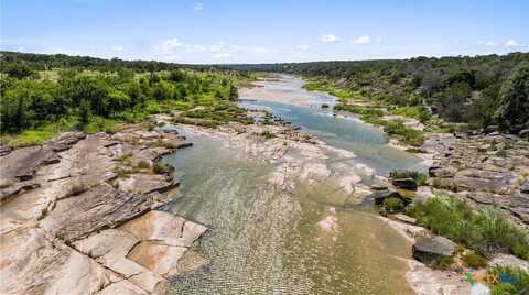 960 Gipson Road, Johnson City, TX 78636