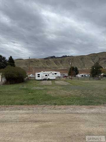137 Antelope Drive, Salmon, ID 83467