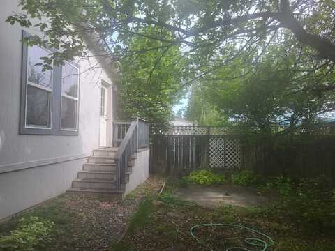 1509 Agape Way, Grants Pass, OR 97527