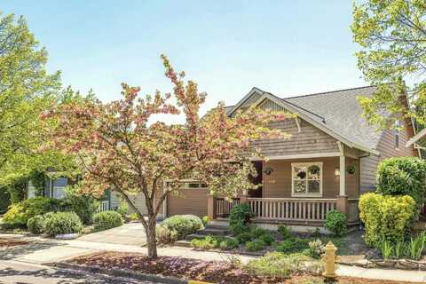 2718 Takelma Way, Ashland, OR 97520