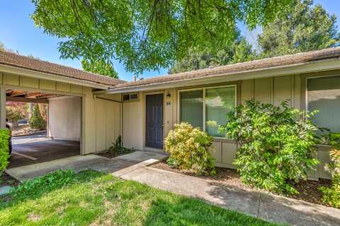 300 Shafer Lane, Jacksonville, OR 97530