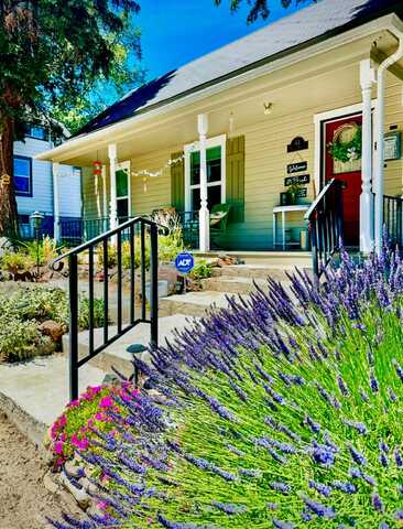 63 Nutley Street, Ashland, OR 97520