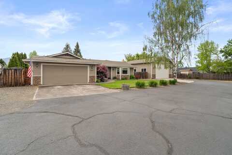 3435 Snowy Butte Lane, Central Point, OR 97502