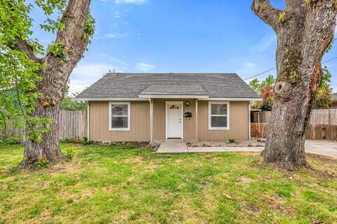211 Elm Street, Medford, OR 97501