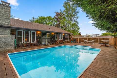 1018 Tamara Circle, Medford, OR 97504