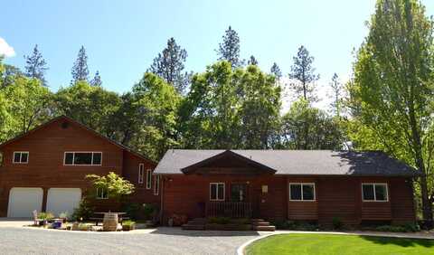 737 Pinecrest Drive, Grants Pass, OR 97526