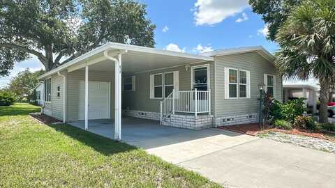 613 Water Oak Blvd, Lady Lake, FL 32159