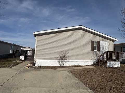 184 Pebble Creek Drive, Greenwood, IN 46143