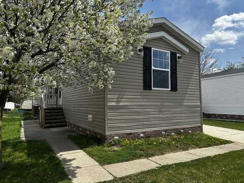 46322 Abbey, Macomb, MI 48044