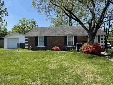 207 S Iroquois Drive, Evansville, IN 47714