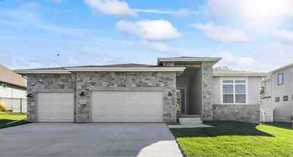 23 BALSAM Circle, COUNCIL BLUFFS, IA 51503