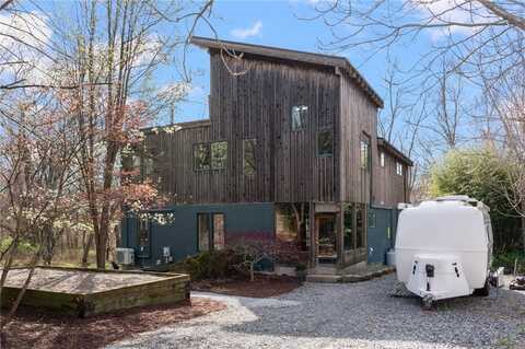 85 Gondola Avenue, Jamestown, RI 02835