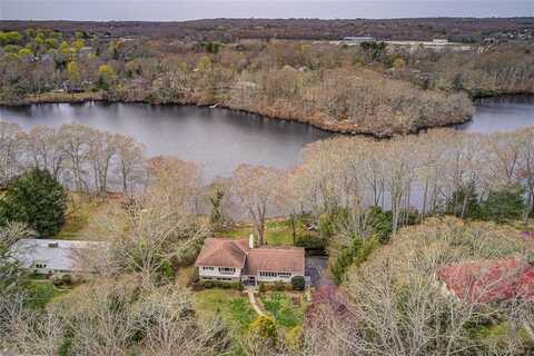 174 Oakwoods Drive, South Kingstown, RI 02879