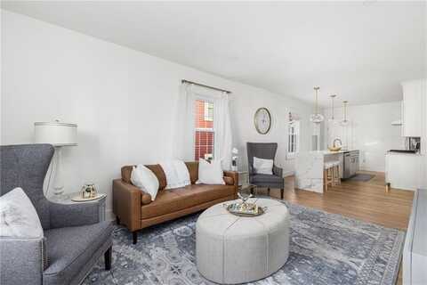 17 Old Beach Road, Newport, RI 02840