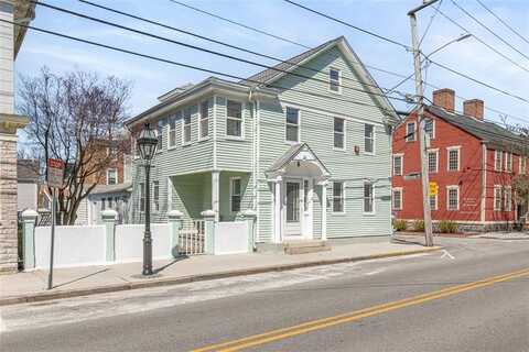 135 Water Street, Warren, RI 02885