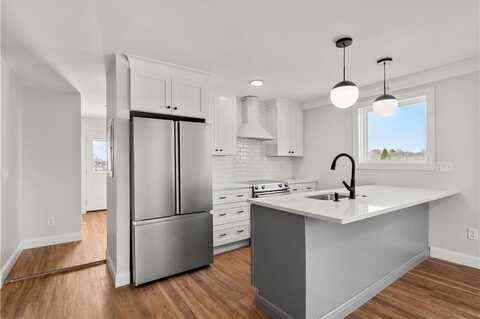 36 Evarts Street, Newport, RI 02840