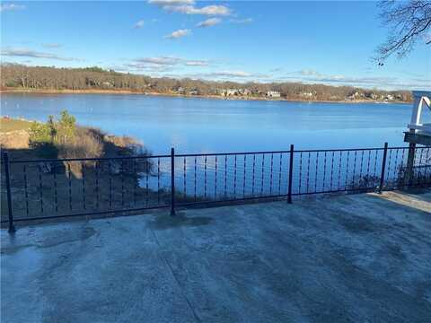 195 Arnolds Neck Drive, Warwick, RI 02886