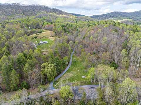 513 Beadwood Ln, Damascus, VA 24236
