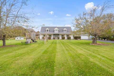 440 East Winds Lane, Galax, VA 24333