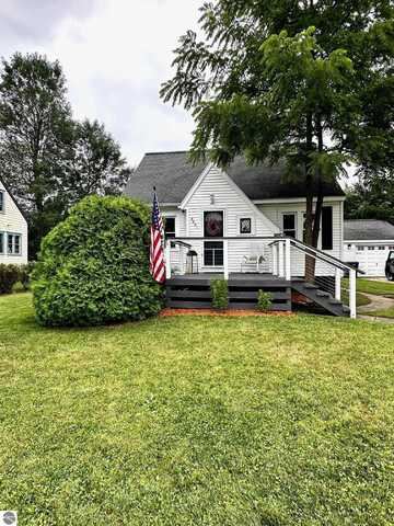 3851 N Mission Road, Rosebush, MI 48878